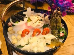 至尊佛跳墙冰盘-翅爷家煲仔翅