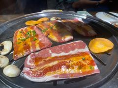 -明洞阿姨·韩式酱蟹烤肉·创意料理(三元桥店)