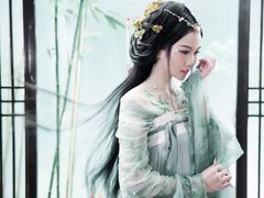 -九月鹰飞汉服摄影工作室