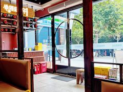 -滴水·湘逢(南汇大学城生活广场店)