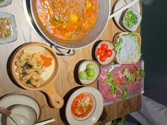 -野山舂·贵州现舂酸汤牛肉(东山店)