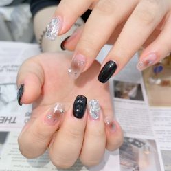 -七彩虹美甲美睫 半永久