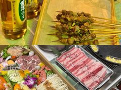 -山野的朋友露营炭火烤肉