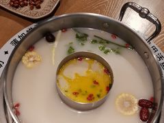 -江小渔鲜鱼火锅(冠亚星城店)