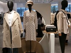 -URBAN REVIVO(上海中庚漫游城店)