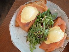 -ROAST coffee & eatery