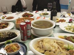 -皇马海口湾海景酒店(万绿园秀英港店)