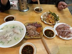 -明红蹄花(糍粑店街店)