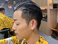 -鸿通城购物中心