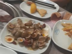 -金滏山烤肉·海鲜·火锅自助餐厅(襄阳万达店)