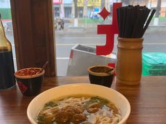 -矮子粉店1985·长沙米粉(湘春路店)