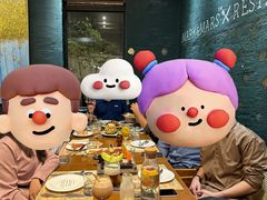 -Mark&Mars Restaurant