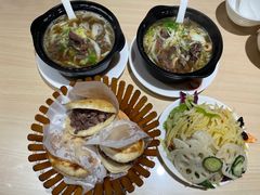 -闫家驴肉老店(华电一校店)
