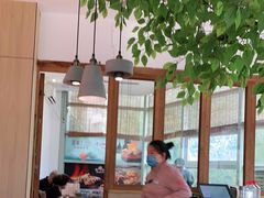 大堂-蜜桃餐厅·伴山(湖滨商业街店)