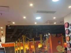 -爱客得牛排海鲜烤肉·火锅自助(春熙路黑金好店)