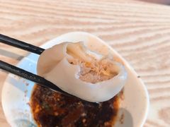 蟹黄汤包-鸡鸣汤包(复地活力广场店)