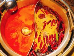 番茄锅底-小龙坎老火锅(北京三里屯店)