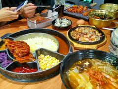 -肥肥虾庄·金牌油焖大虾(杨园滨江时代walk店)
