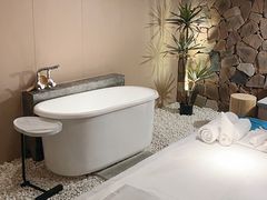 -快乐大桶水养生足浴SPA(前兴路店)