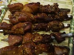 -乡村馕坑肉·烧烤·新疆菜·本地人更爱吃(阿勒泰首店)