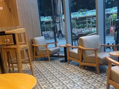 -霸王茶姬(建设路公元荟店)