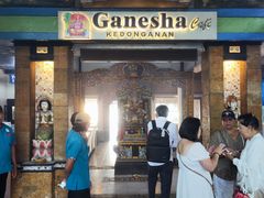 -Ganesha Pudak Cafe