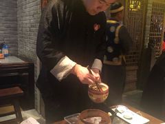 暖心服务员-南京大牌档(中关村店)