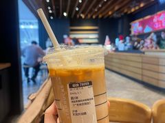 -星巴克(广州南站A18检票口楼上)