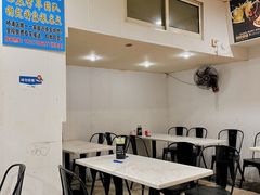 大堂-老地方烧烤(开鲁路店)