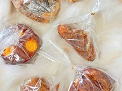 -沁屋面包店(人民东路店)
