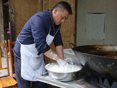 -邓记新一代糖油果子(四川煤管局供销公司职工宿舍店)