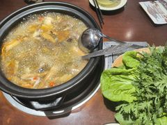 -菌之家·专业纯野生菌火锅·特色炒菌