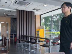 -麦当劳(常山服务区得来速店)