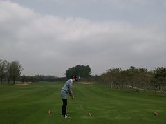 -龙熙温泉高尔夫俱乐部