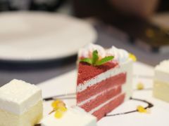 红丝绒千层-YUE·6·西式融合餐厅(外滩六号店)