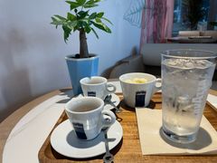 -LAVAZZA拉瓦萨咖啡(中航城君尚购物中心店)