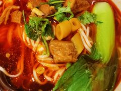 香辣牛肉面-李先生牛肉面大王(济南火车站候车室店)