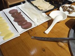 -鱼遇木桶斑鱼火锅(塔湾店)