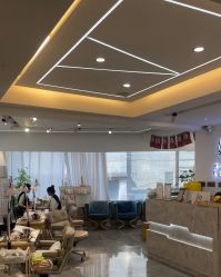 -U+nail优加专业美甲美睫