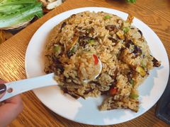 -菌海森林·非遗野生菌火锅(西山区滇池路摩根道店)