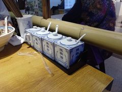 -鑫花溪牛肉米粉(人民广场店)