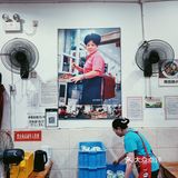 成都老牌苍蝇馆子代表之一，正餐宵夜都🉑，藕汤我能干三碗！