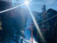 -丝绸之路山地度假区滑雪场