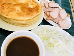 -李连贵酒家熏肉大饼(昆明街店)