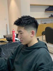 -MARTIN'S BARBER SHOP男士理发馆