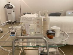 -JNK皮肤管理中心