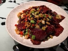 -湘西小馆(滨河路店)