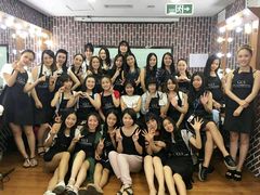 -金夫人化妆摄影职业培训学校