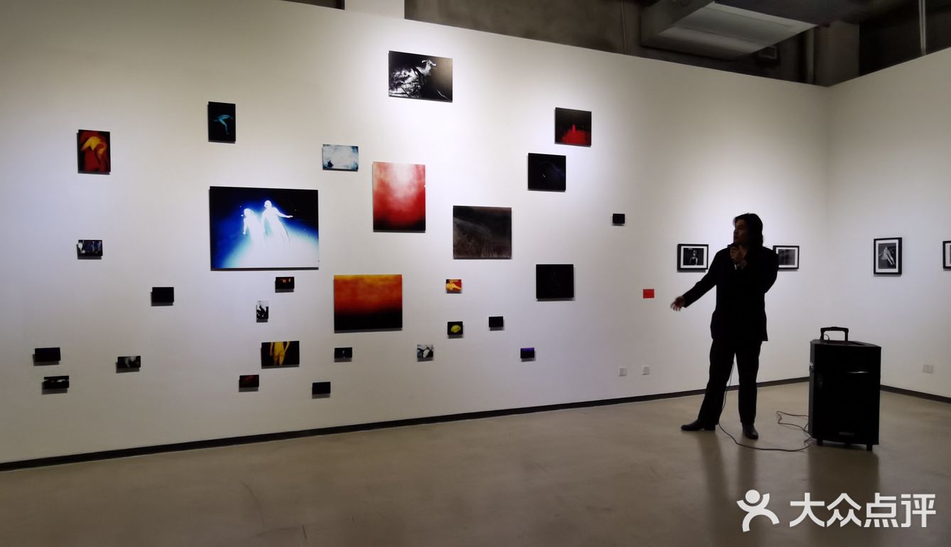 來看 Hakuchi ⁺三週年大展⁺