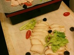 -华邑酒店·鲜艳全日自助餐厅